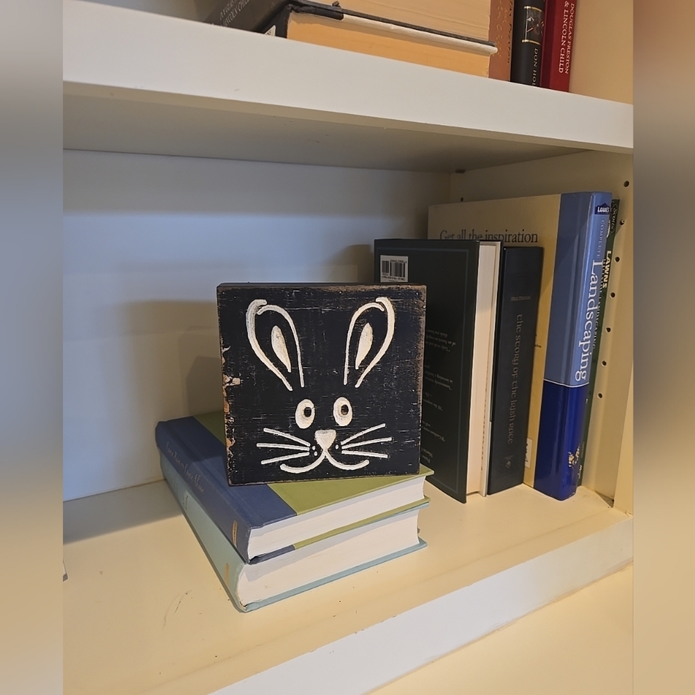 Primitive Rustic Farmhouse Black/white Wooden Bunny Decor